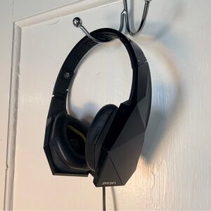 Monster x Diesel VEKTR On-Ear Headphones — Black with Touring Case
